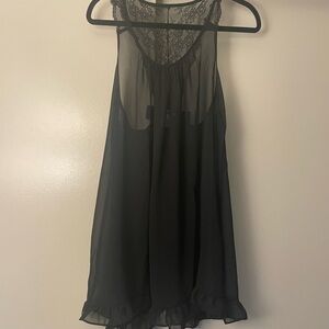 NWOT Linea Donatella Sheer Black Lace Chemise